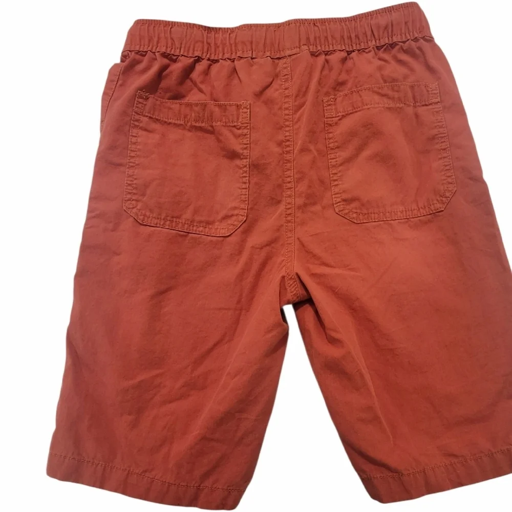 The Children's Place Red Kids Shorts & Old Navy Mens Size 8 Brown Sandals
